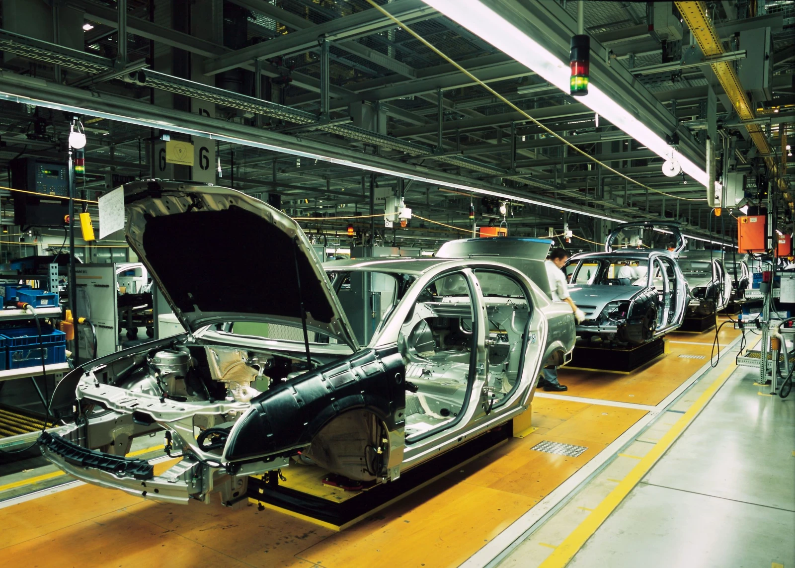 car-production-lineb.jpg